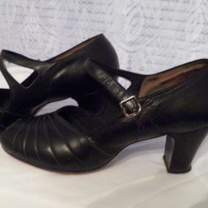 Vintage '40s Priscilla Dean Sz 8 D MaryJane Open Toe Black Leather pumps/heels